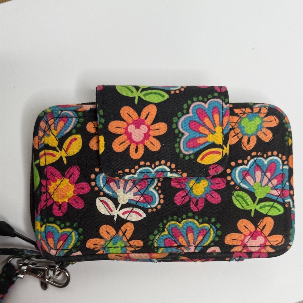 Disney Vera Bradley  Floral Wristlet Wallet Disney Collection - Picture 6 of 9